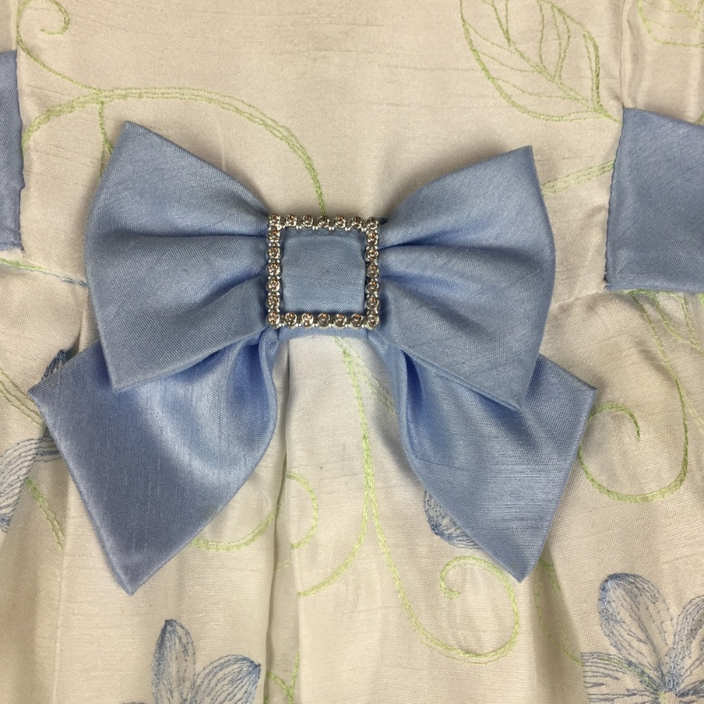 Beautiful Party Dress | Girls 6 - Picture 4 of 8